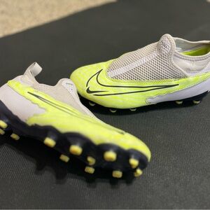 Nike Outdoor Soccer Ghost Lace - Bright Yellow and Light Purple